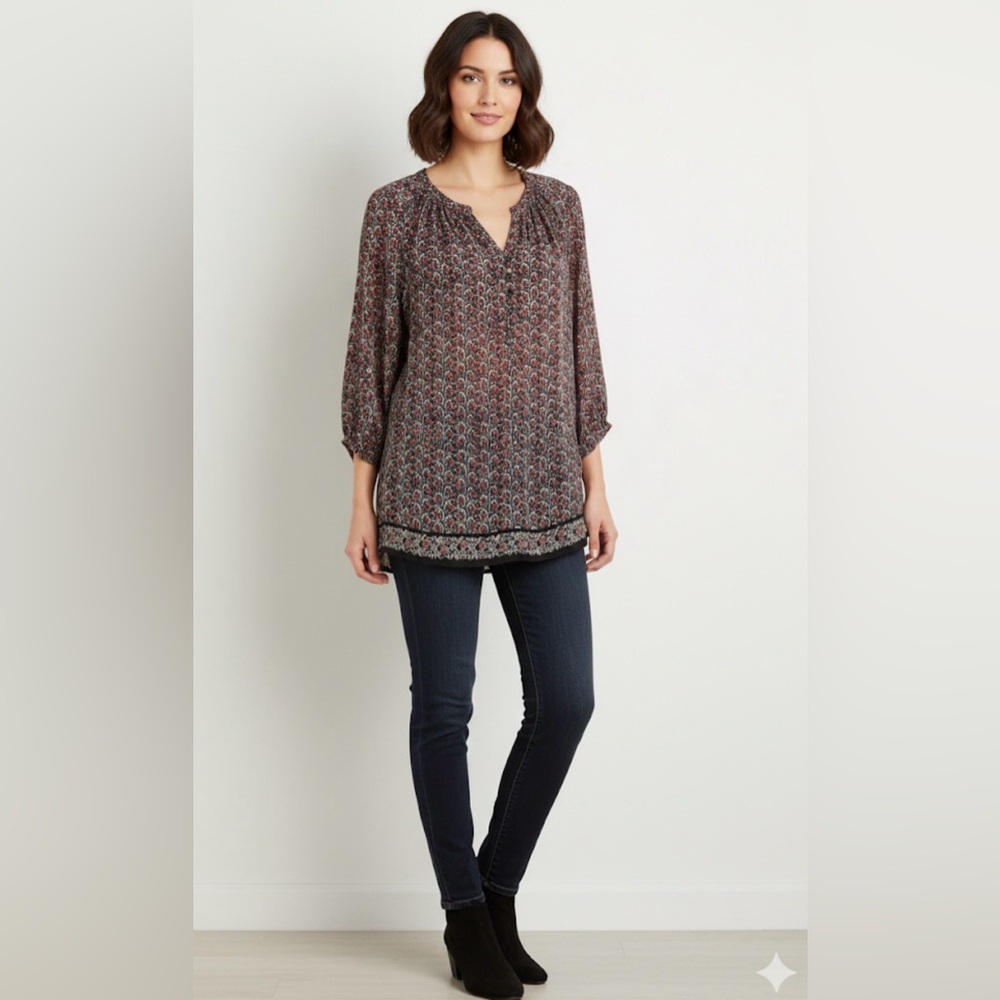 Max Edition Black and Red Patterned Blouse